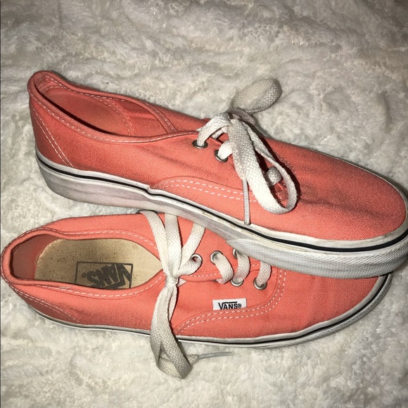 Vans - Picture 2 of 2